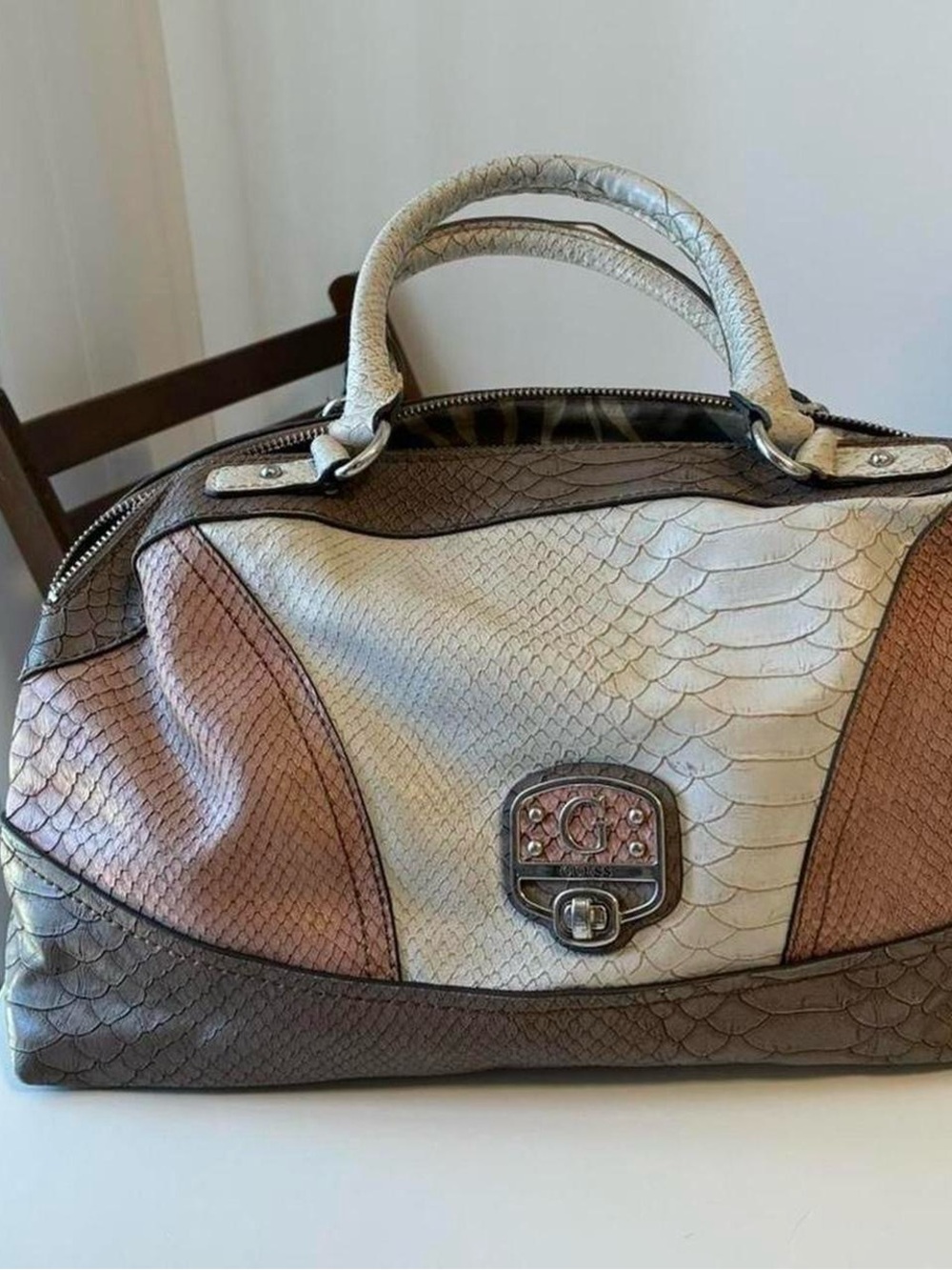 Vintage Y2K guess bag